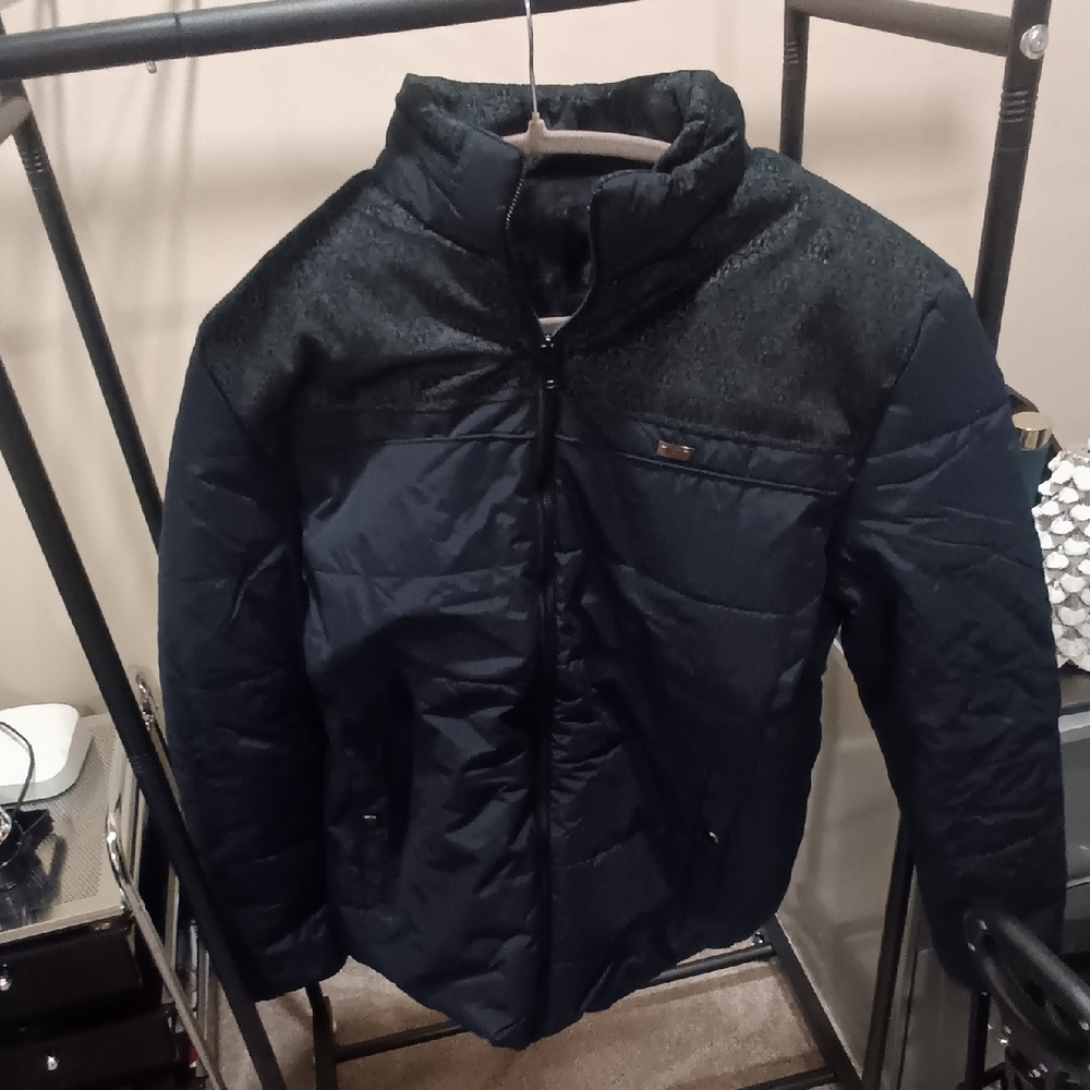 Men's Black  & Blue Quilted Lined Puffer Jacket